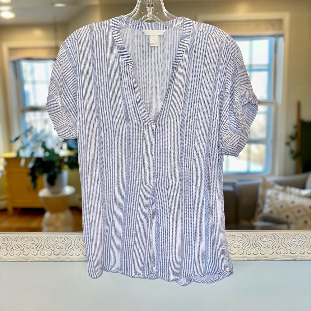 H&M Short Sleeve Blue and White Striped V-Neck Blouse Top - 2